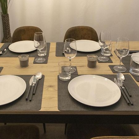 Complesso I Dadi - Condominio Cielo Alto เบรยล์-แชร์วิเนีย ภายนอก รูปภาพ