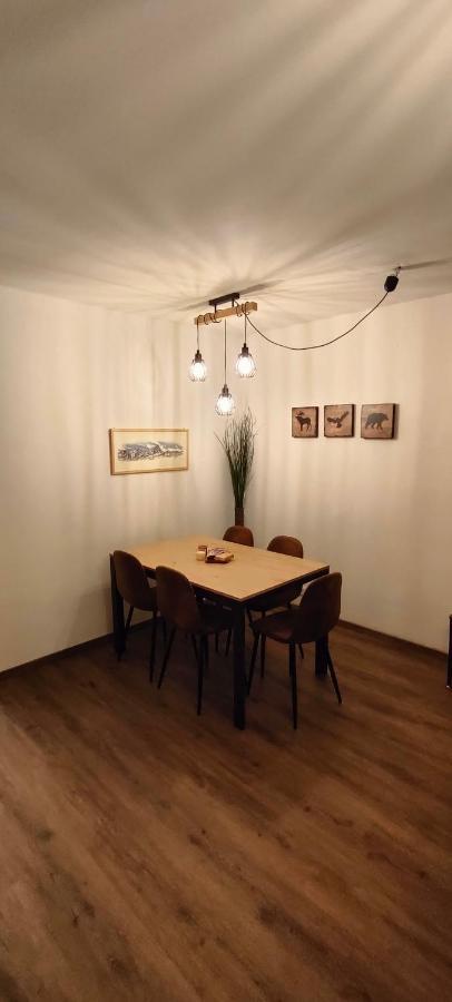 Complesso I Dadi - Condominio Cielo Alto เบรยล์-แชร์วิเนีย ภายนอก รูปภาพ